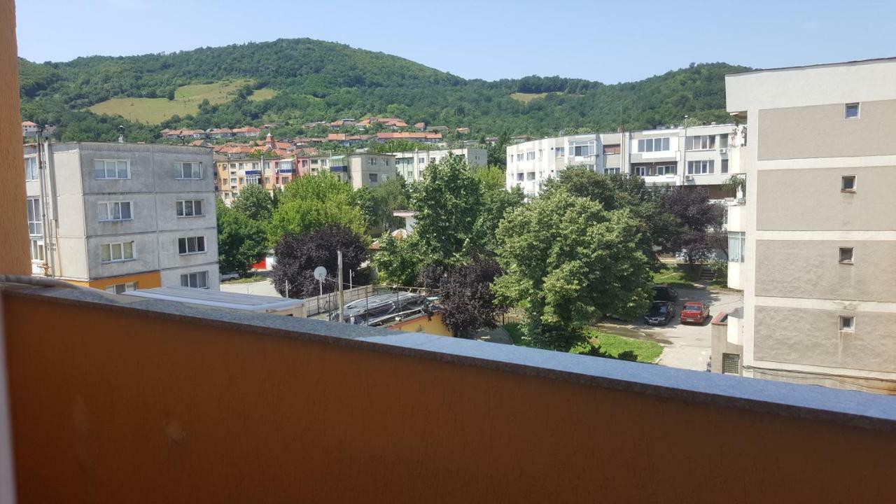 Apartmán Apartament Victory Orşova Exteriér fotografie